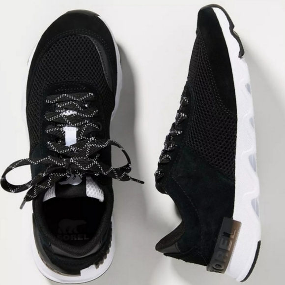 Sorel Kinetic Lite Lace Sneakers in black - Picture 2 of 10